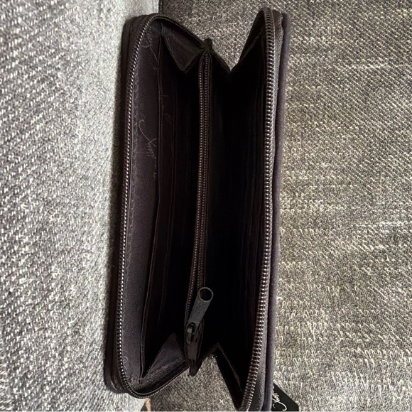 Vera Bradley Change it Up Backpack Tote:Wallet Black/Yellow Retired Island Bloom - Picture 10 of 11